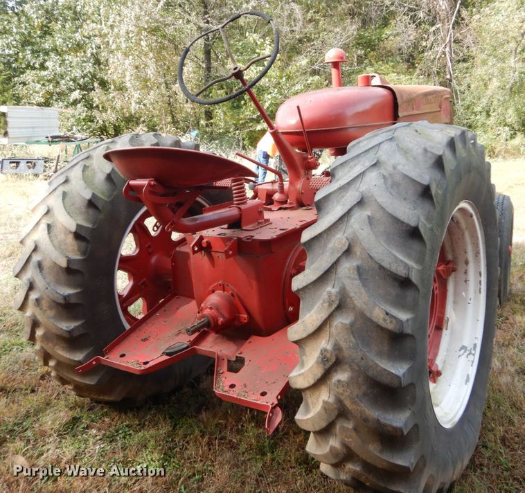 image for item DH2199 (2) International W6 tractors