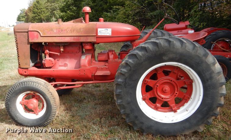 image for item DH2199 (2) International W6 tractors