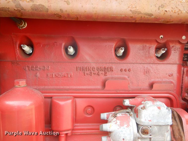 image for item DH2199 (2) International W6 tractors