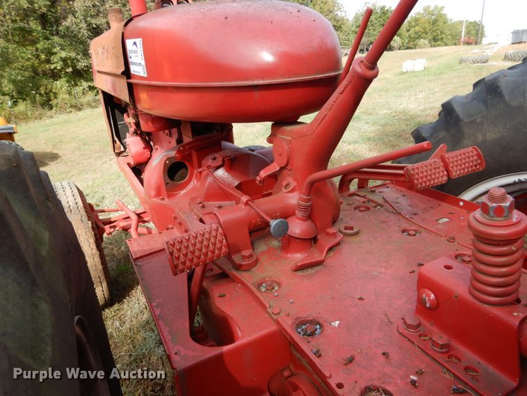 image for item DH2199 (2) International W6 tractors