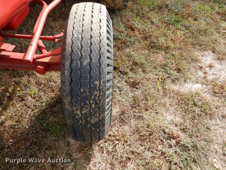 image for item DH2199 (2) International W6 tractors