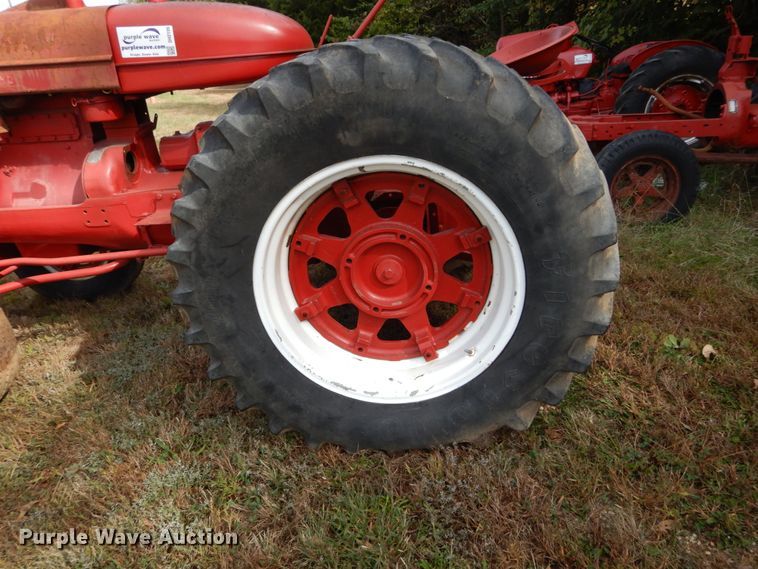 image for item DH2199 (2) International W6 tractors