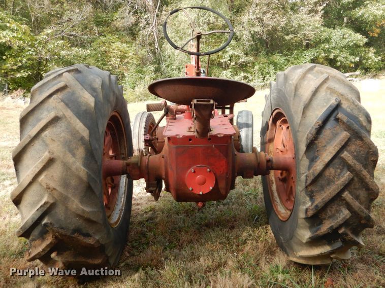image for item DH2199 (2) International W6 tractors