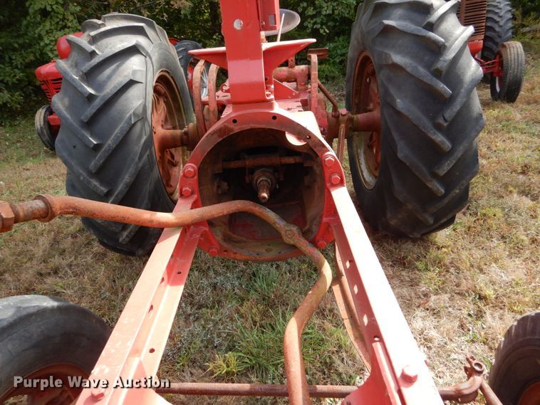 image for item DH2199 (2) International W6 tractors