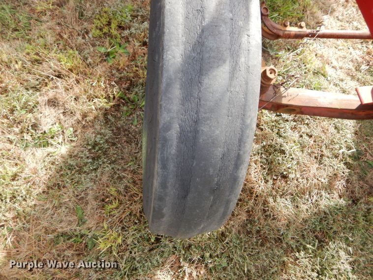 image for item DH2199 (2) International W6 tractors