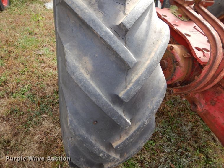 image for item DH2199 (2) International W6 tractors