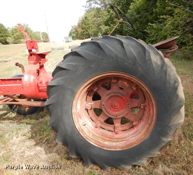 image for item DH2199 (2) International W6 tractors