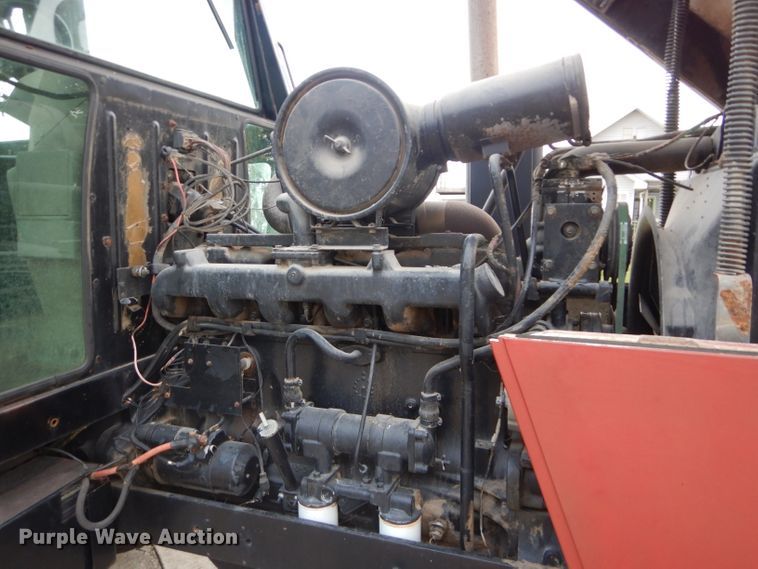 image for item DH2655 1984 Case IH 2394 tractor