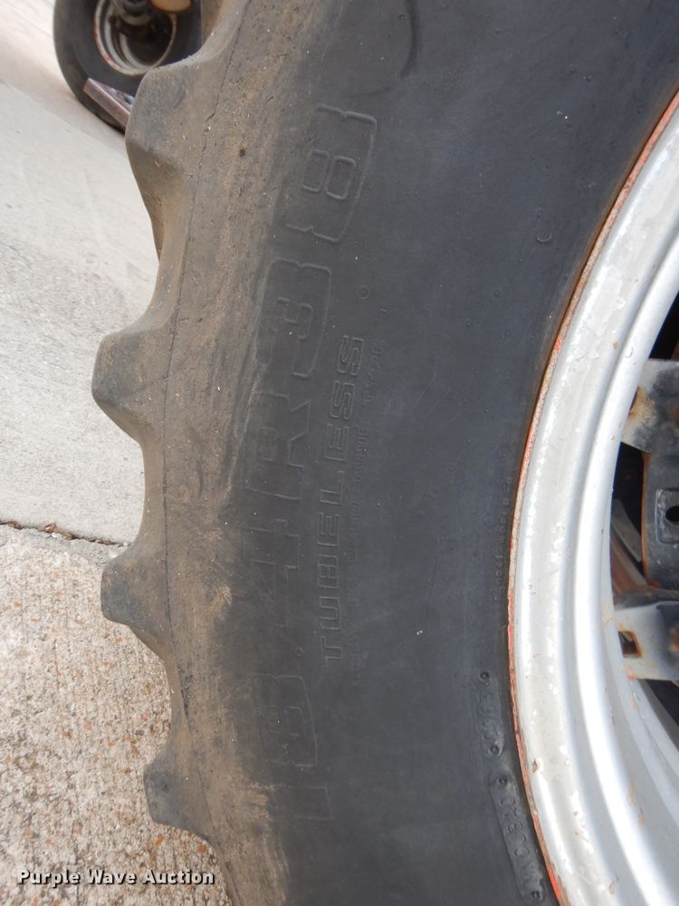 image for item DH2655 1984 Case IH 2394 tractor