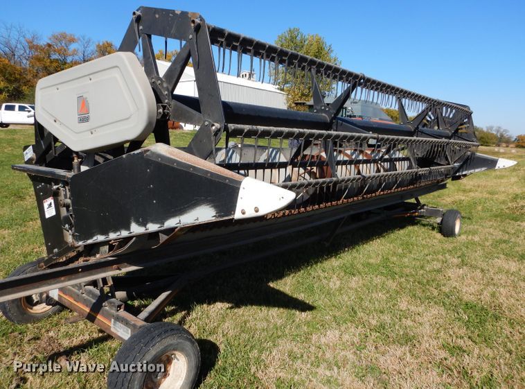 image for item DH2667 2005 AGCO Gleaner 800 flex head