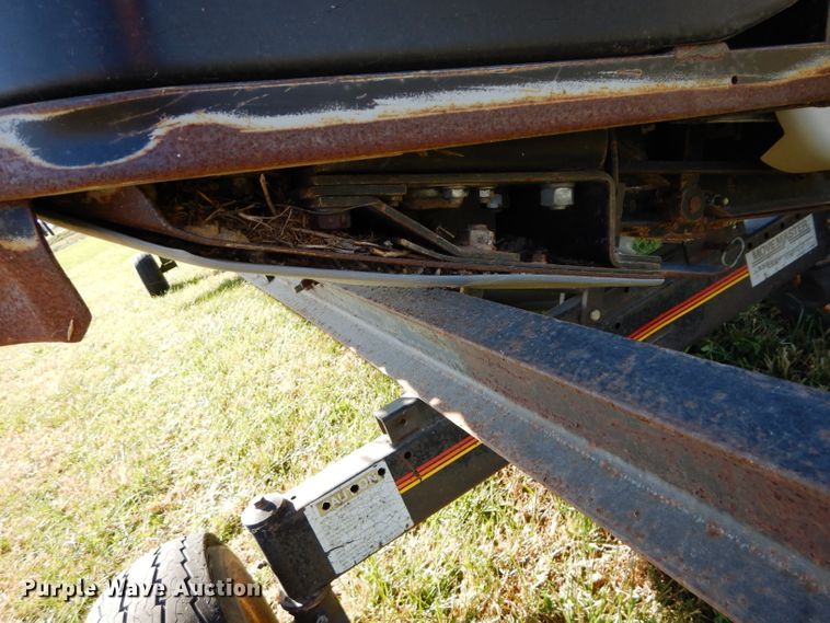 image for item DH2667 2005 AGCO Gleaner 800 flex head