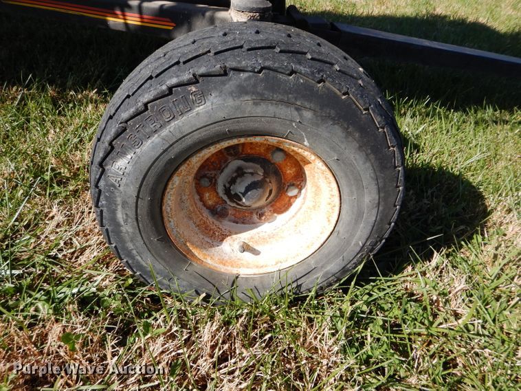 image for item DH2667 2005 AGCO Gleaner 800 flex head