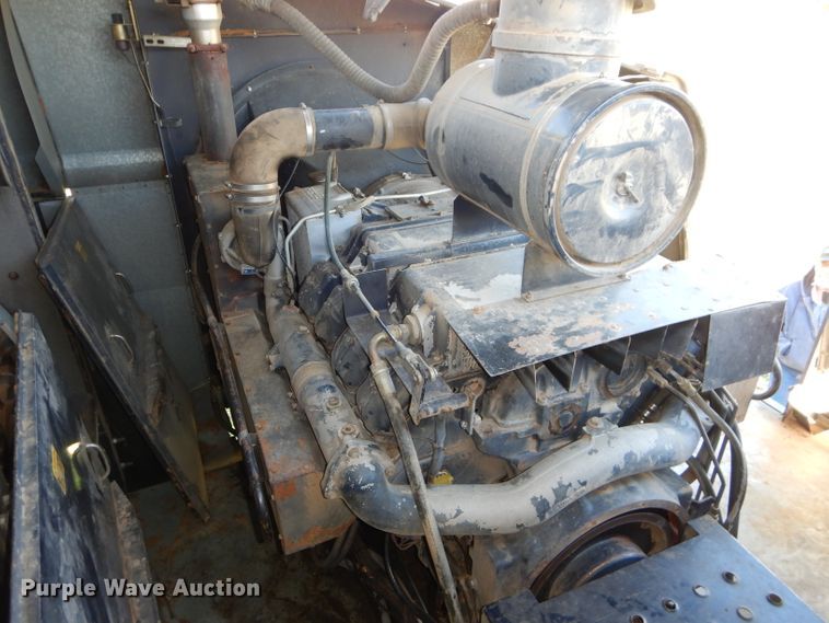 image for item DH2668 1991 Gleaner R70 RWA combine