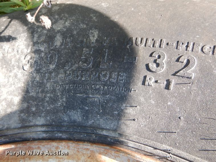 image for item DH2668 1991 Gleaner R70 RWA combine