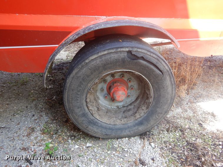 image for item DH6037 2018 Kuhn Vertical Maxx VT156 feed mixer