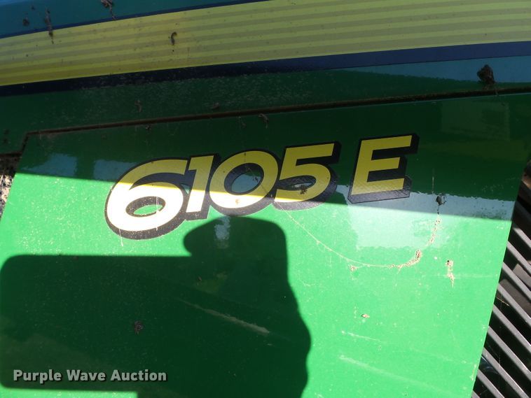 image for item DH7763 2016 John Deere 6105E tractor