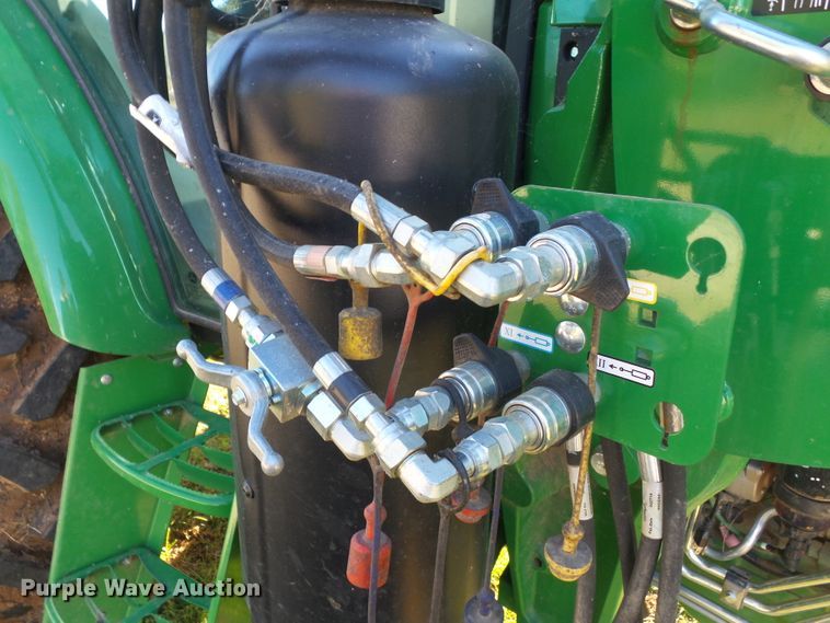 image for item DH7763 2016 John Deere 6105E tractor