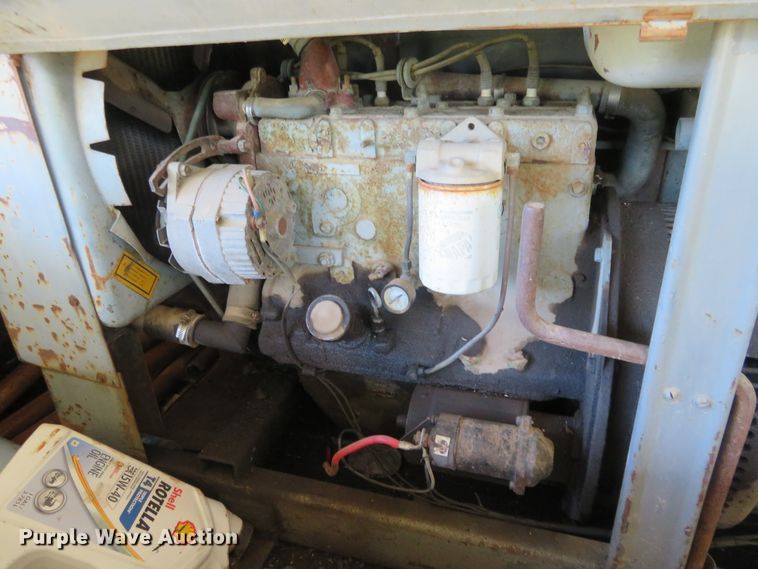 image for item EQ9306 Welding trailer