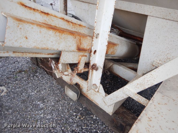 image for item EY9305 Steel grain bed