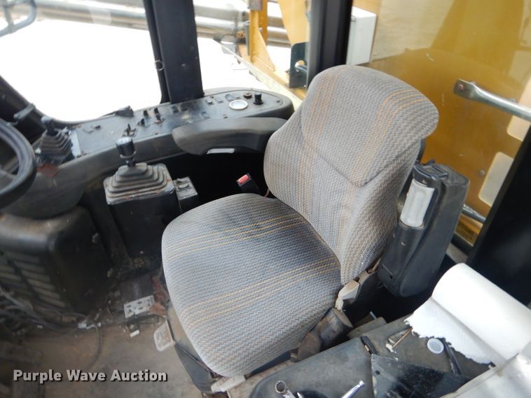 image for item EY9306 2005 Ag-Chem 8104 TerraGator applicator