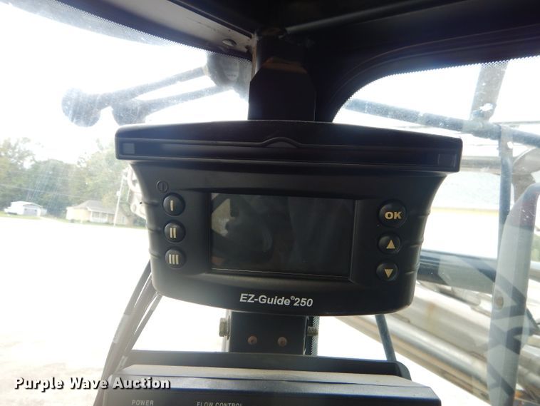 image for item EY9306 2005 Ag-Chem 8104 TerraGator applicator