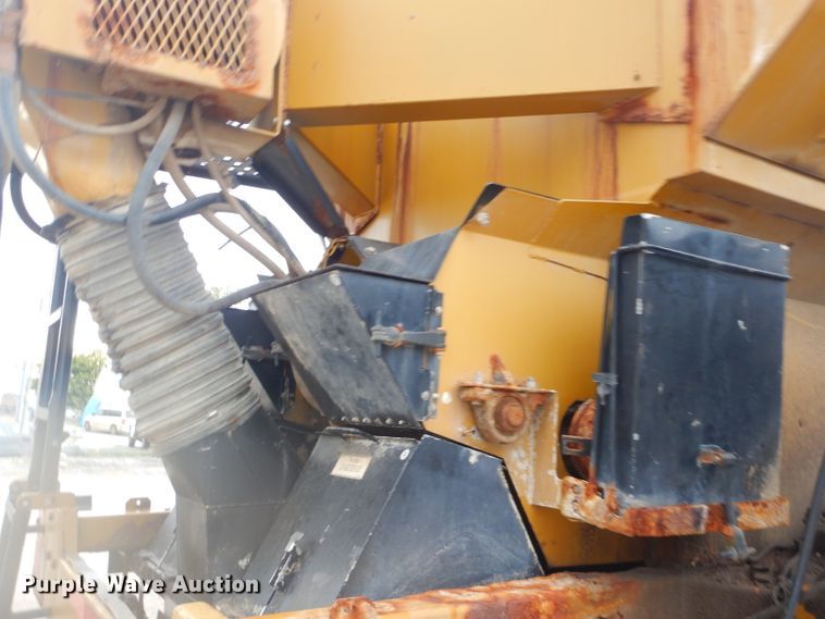 image for item EY9306 2005 Ag-Chem 8104 TerraGator applicator