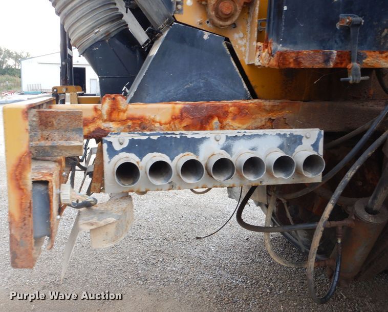 image for item EY9306 2005 Ag-Chem 8104 TerraGator applicator