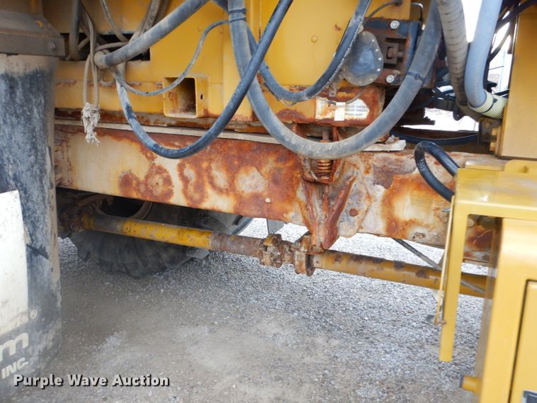 image for item EY9306 2005 Ag-Chem 8104 TerraGator applicator