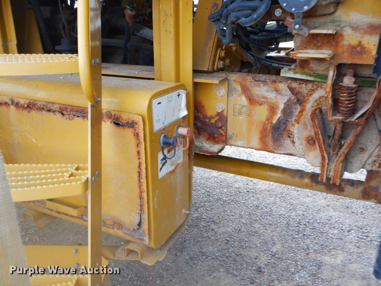 image for item EY9306 2005 Ag-Chem 8104 TerraGator applicator