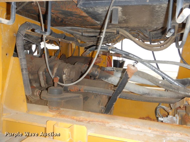 image for item EY9306 2005 Ag-Chem 8104 TerraGator applicator