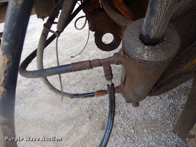 image for item EY9306 2005 Ag-Chem 8104 TerraGator applicator