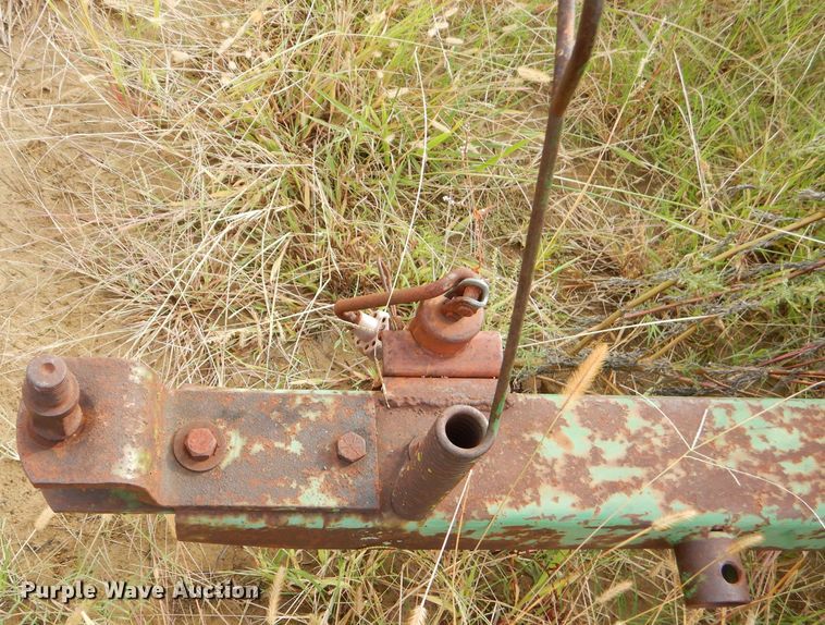 image for item EY9320 John Deere 8300 grain drill