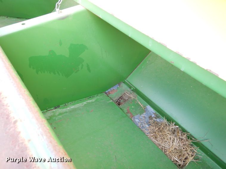 image for item EY9320 John Deere 8300 grain drill