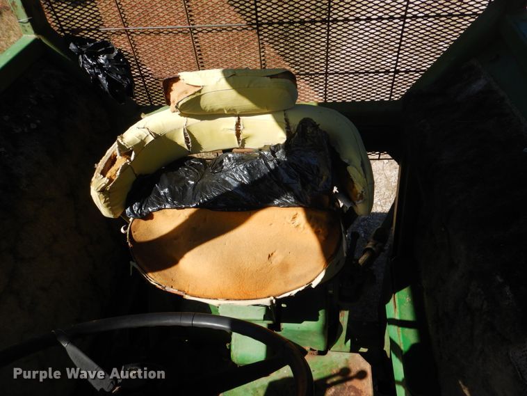 image for item FF9020 1964 John Deere 4010LP tractor