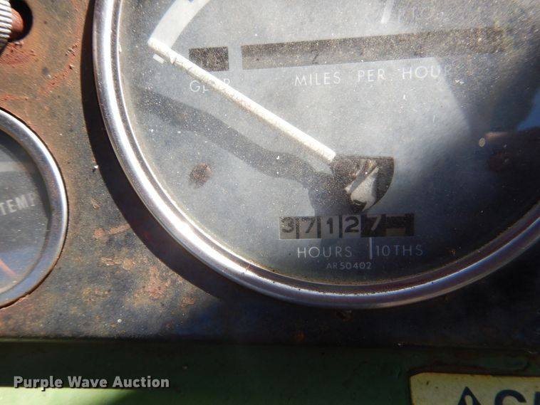 image for item FF9020 1964 John Deere 4010LP tractor