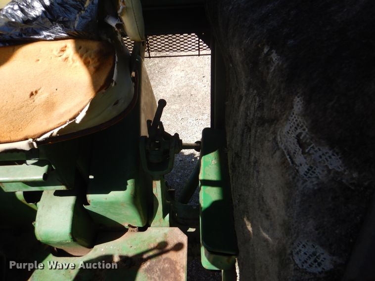 image for item FF9020 1964 John Deere 4010LP tractor