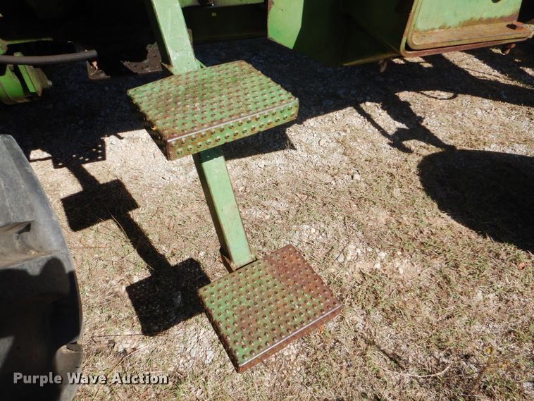 image for item FF9020 1964 John Deere 4010LP tractor