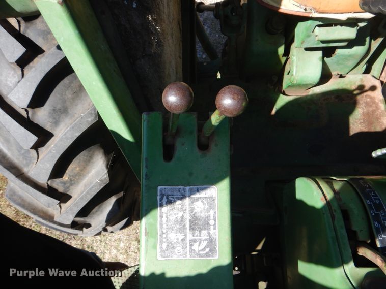 image for item FF9020 1964 John Deere 4010LP tractor