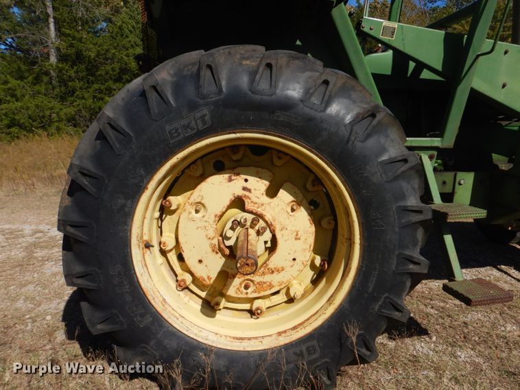 image for item FF9020 1964 John Deere 4010LP tractor