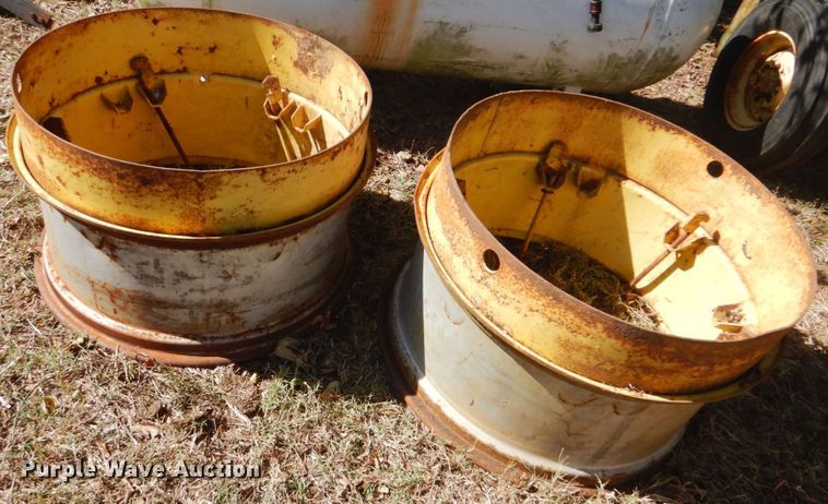 image for item FF9020 1964 John Deere 4010LP tractor