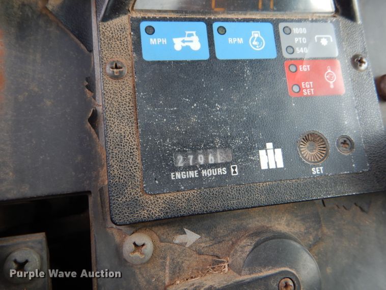 image for item FJ9858 1981 International Hydro 186 tractor