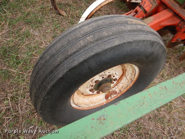 image for item FJ9860 Glenco Soil Saver disk ripper