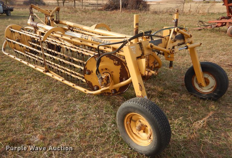 image for item FJ9871 Vermeer R23 hay rake