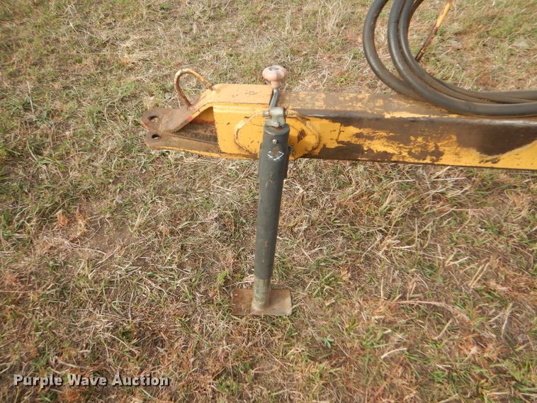 image for item FJ9871 Vermeer R23 hay rake