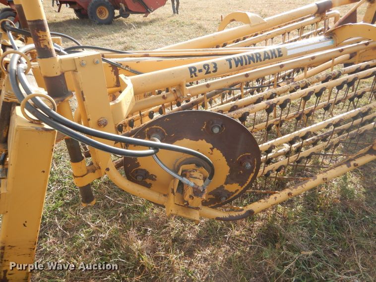 image for item FJ9871 Vermeer R23 hay rake