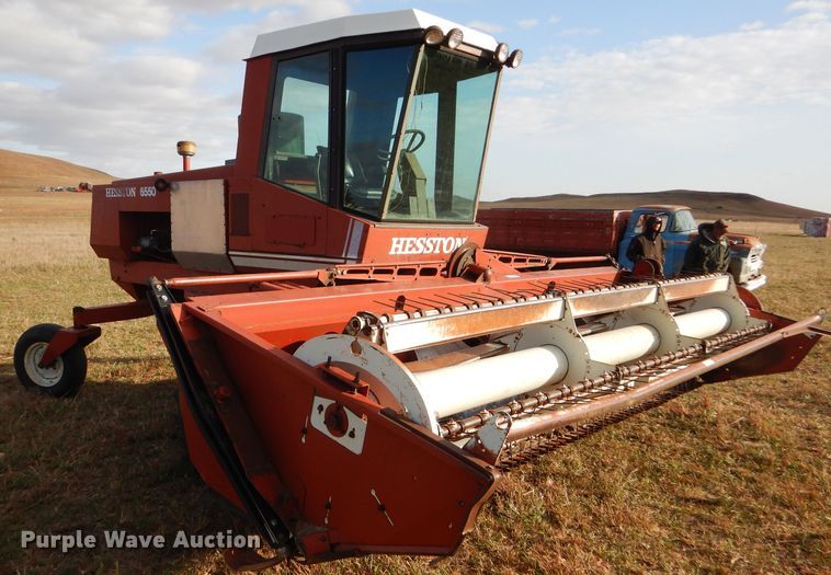image for item FJ9872 1981 Hesston 6550 windrower