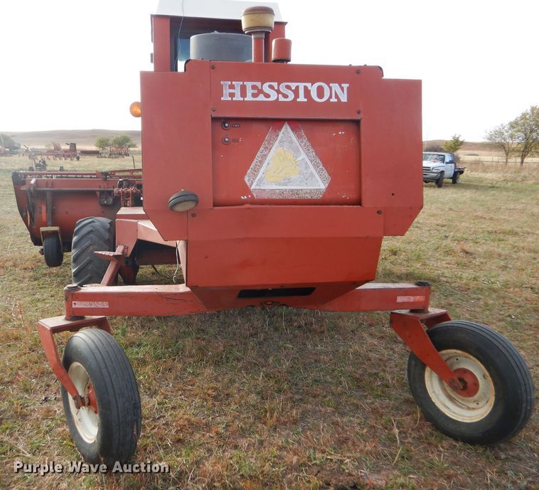 image for item FJ9872 1981 Hesston 6550 windrower