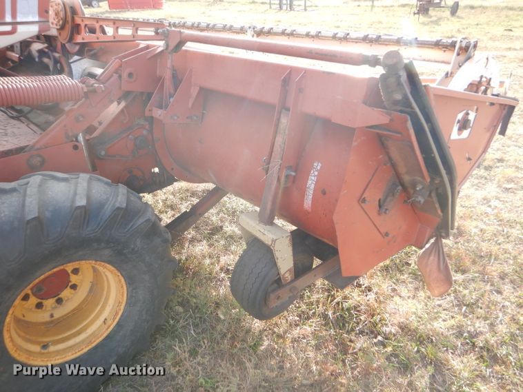 image for item FJ9872 1981 Hesston 6550 windrower