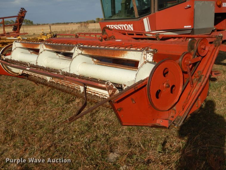 image for item FJ9872 1981 Hesston 6550 windrower