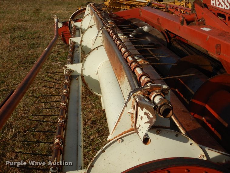 image for item FJ9872 1981 Hesston 6550 windrower